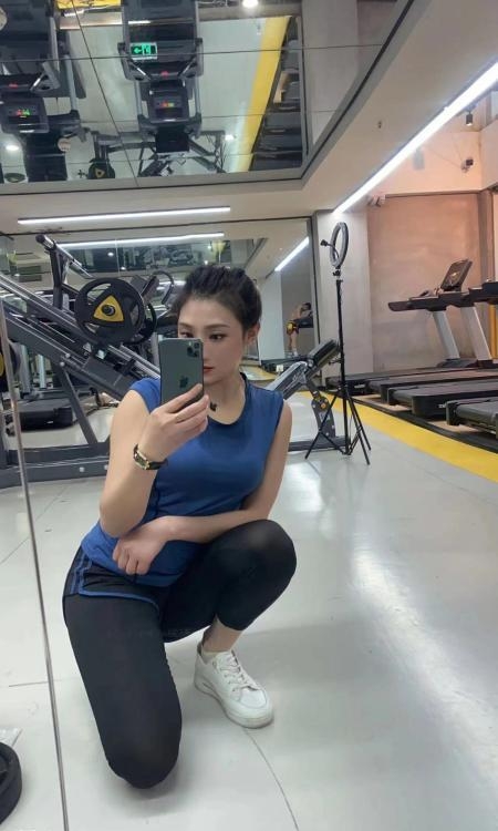 拱墅翘臀大漂亮