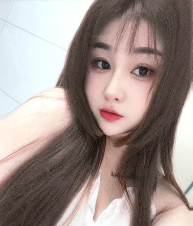 肉感肥臀小骚货